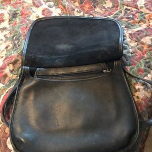 100% Genuine Leather Classic Coach